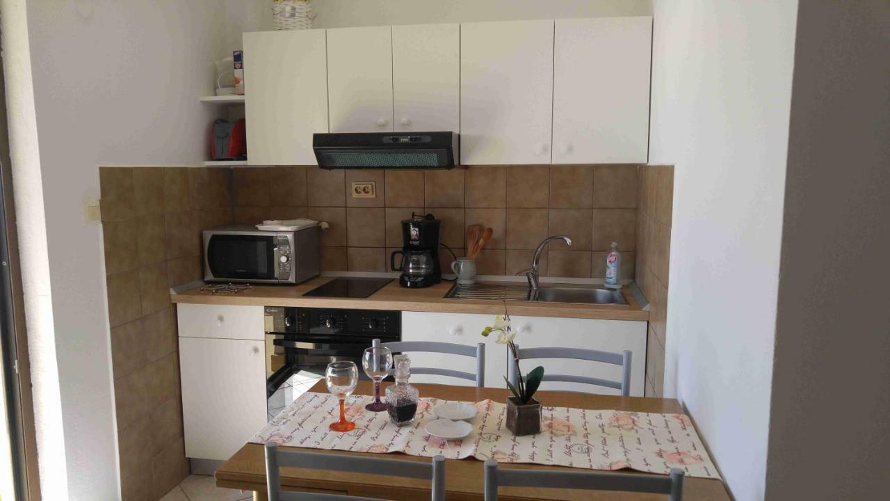 Vera Apartment 1 Рогозница Экстерьер фото