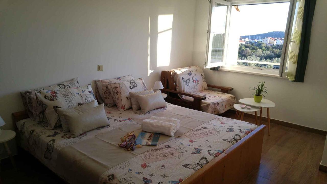 Vera Apartment 1 Рогозница Номер фото